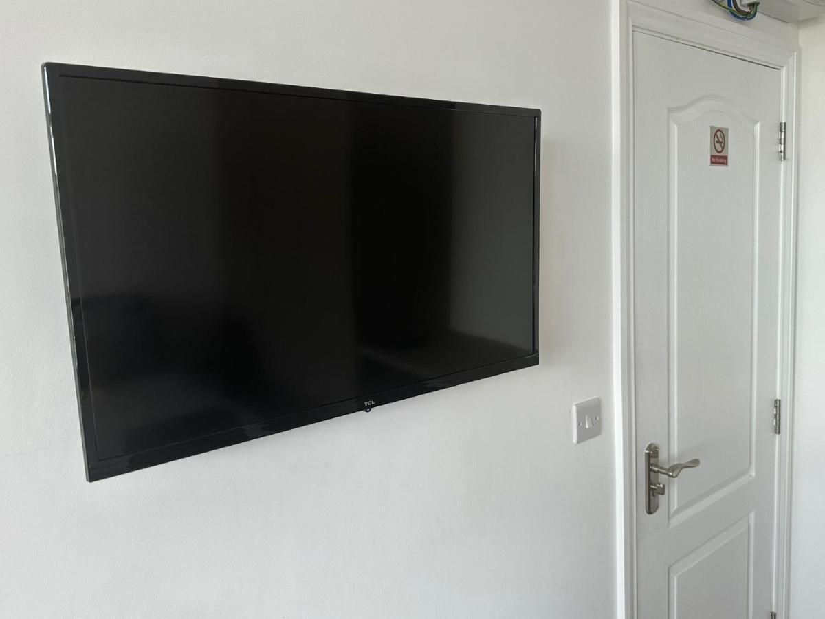 Sunny Modern, Private Apartment,15 Mins To Central London Hendon Εξωτερικό φωτογραφία